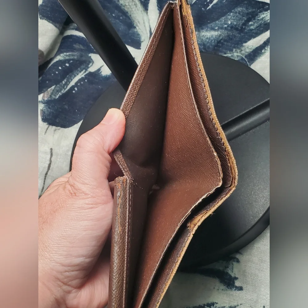 Vintage Vouis Vuitton Wallet